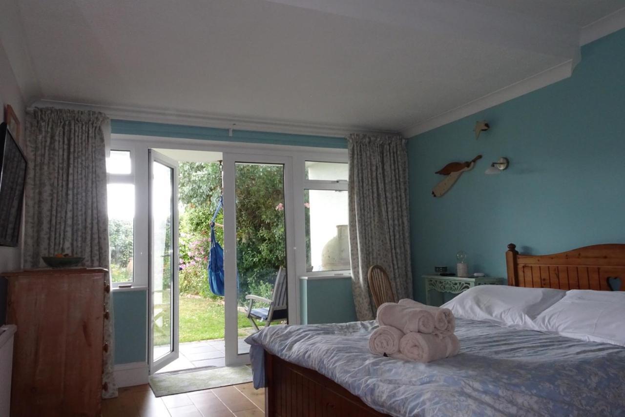 Cliff Top Garden Room Milford on Sea Eksteriør billede